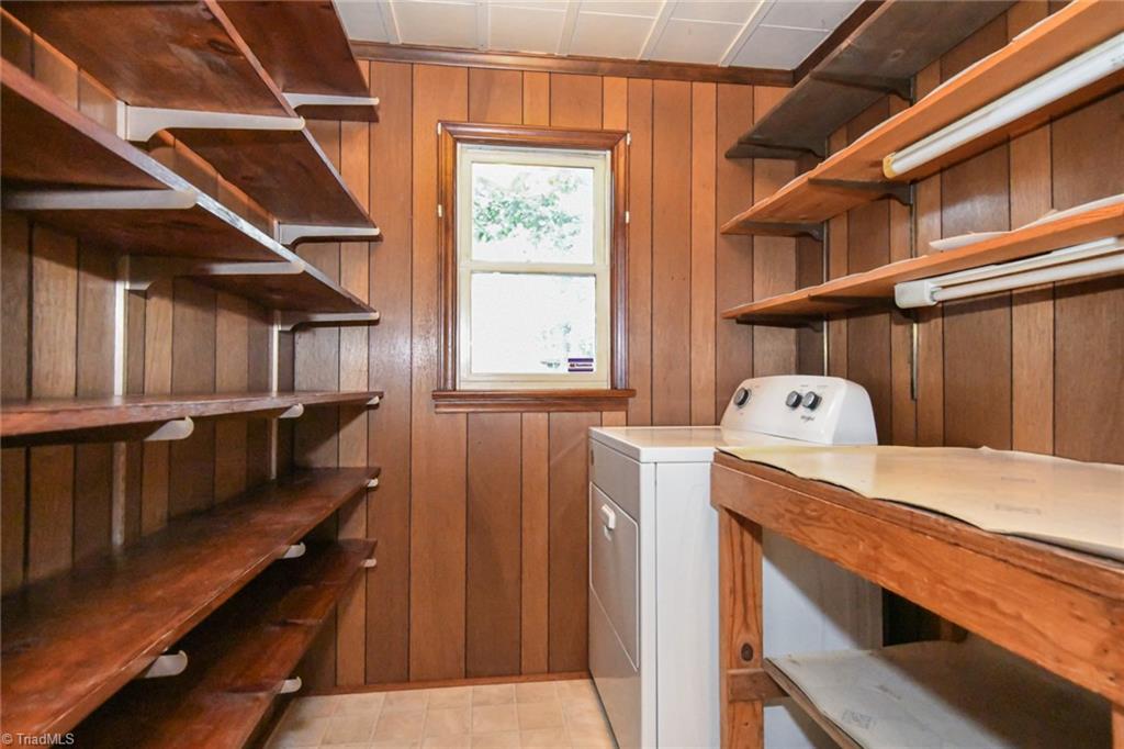 2503 W Cornwallis Drive