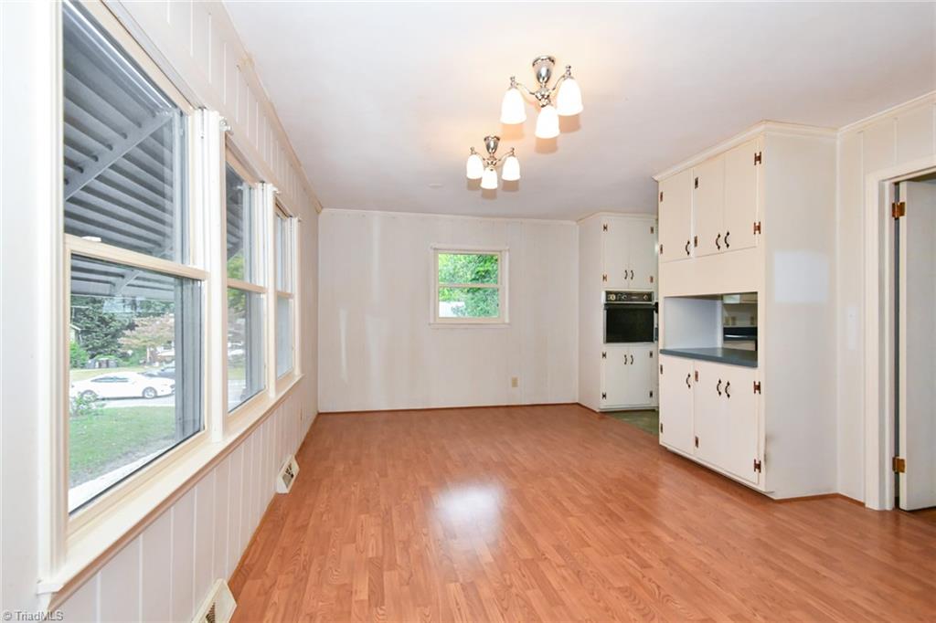 2503 W Cornwallis Drive