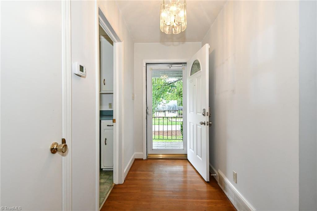 2503 W Cornwallis Drive