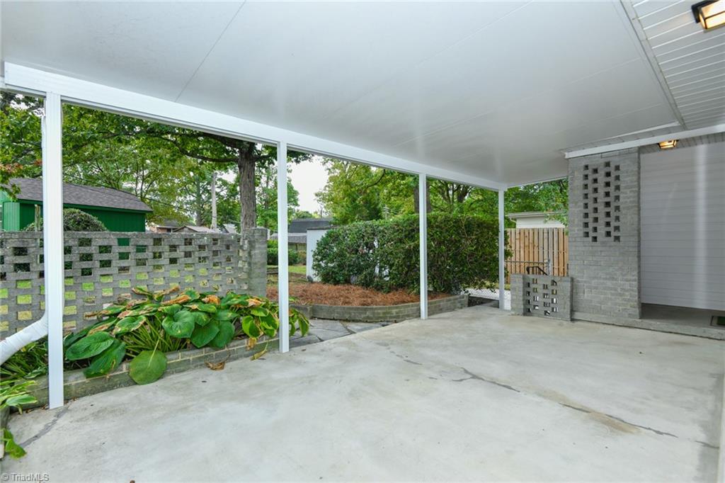 2503 W Cornwallis Drive