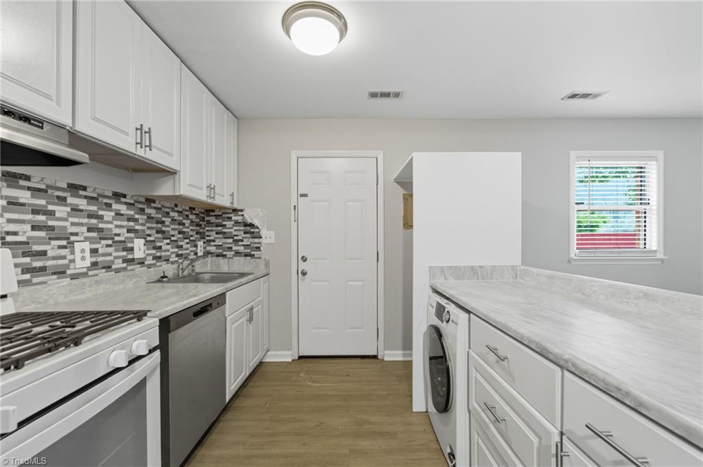 1931 Vantage Point Place