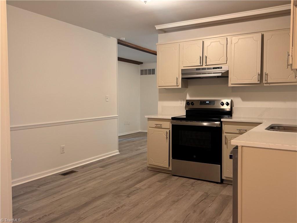 639 Woodhaven Drive