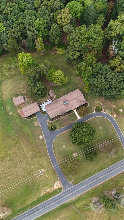 2543 Wicker Lovell Road, Randleman
