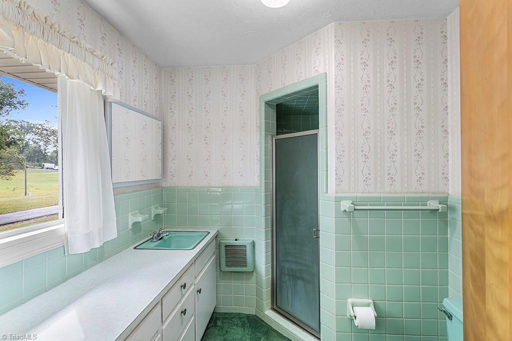 2543 Wicker Lovell Road, Randleman