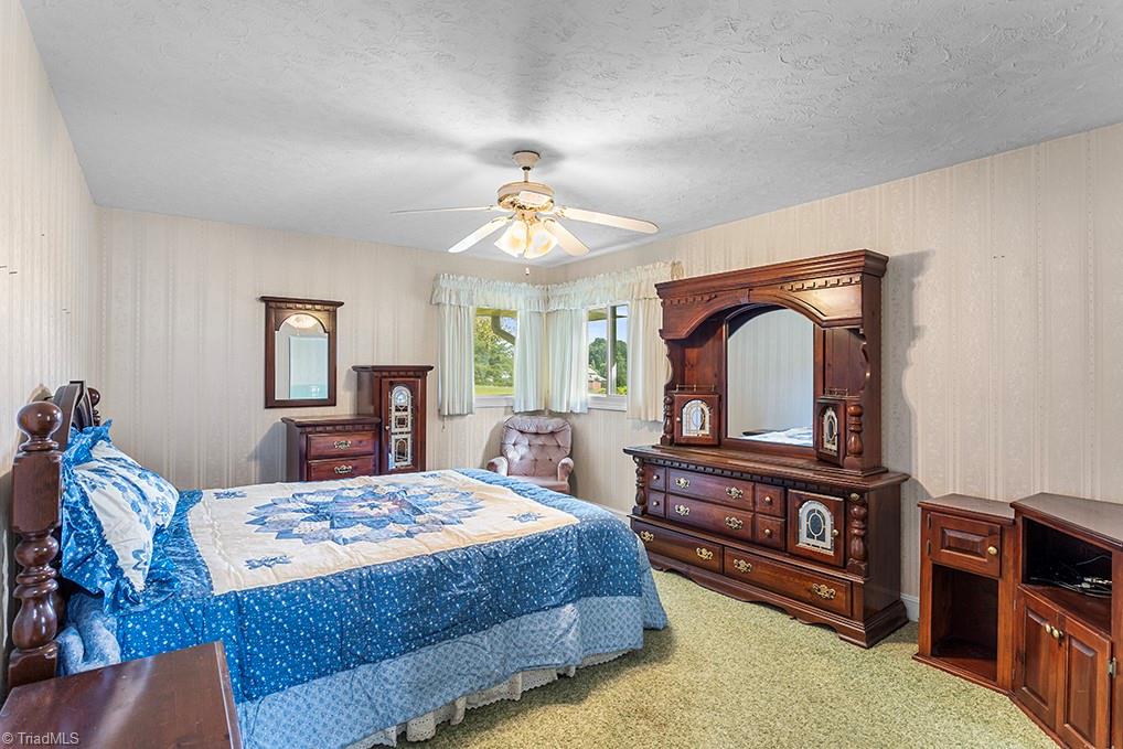 2543 Wicker Lovell Road, Randleman