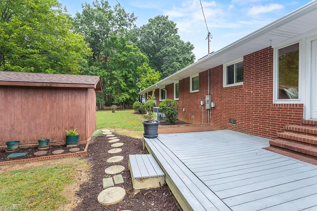 2543 Wicker Lovell Road, Randleman