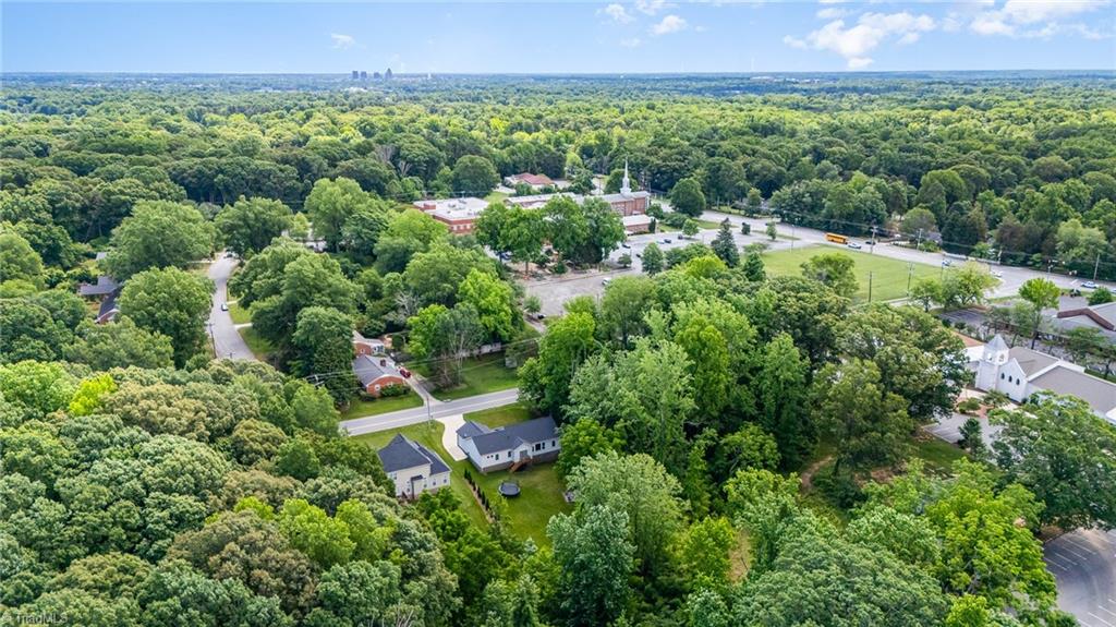 817 Jefferson Road