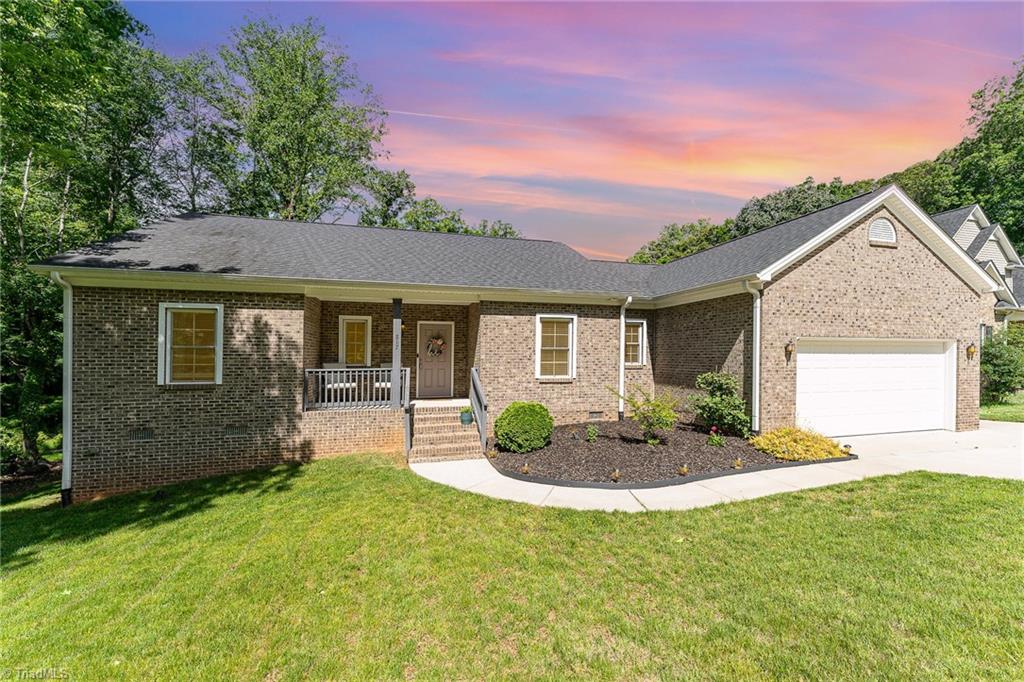 817 Jefferson Road