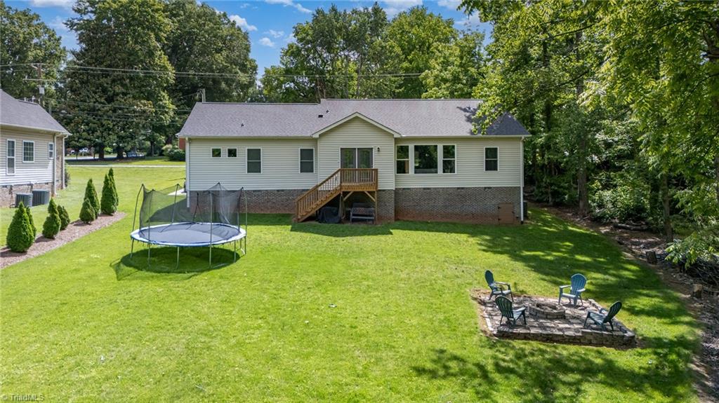 817 Jefferson Road