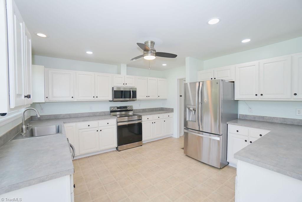 7503 Inglewood Road
