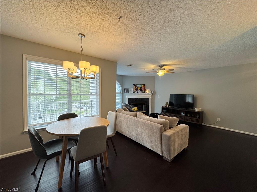 421 Rivertree Lane, Winston-Salem