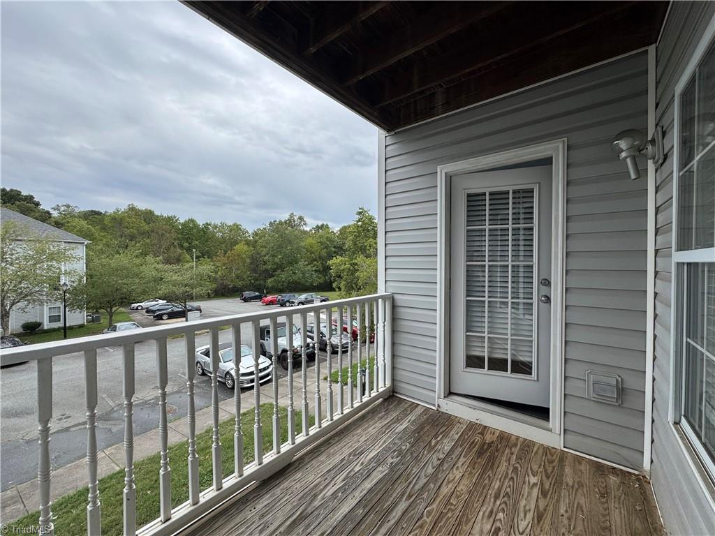 421 Rivertree Lane, Winston-Salem