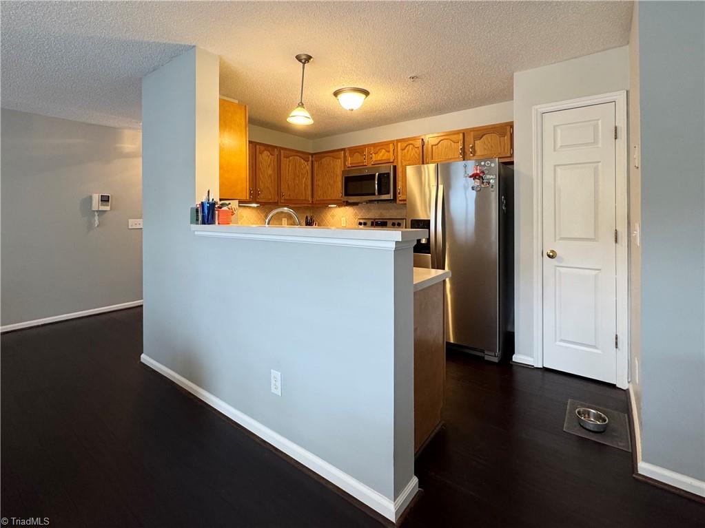 421 Rivertree Lane, Winston-Salem