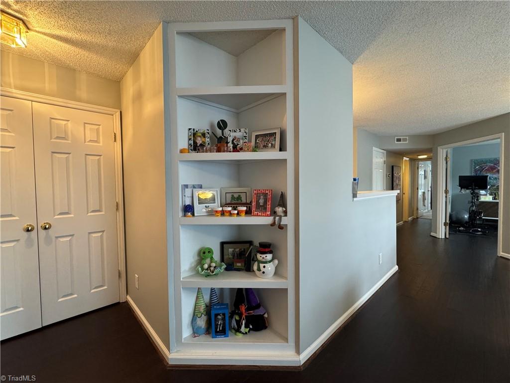 421 Rivertree Lane, Winston-Salem