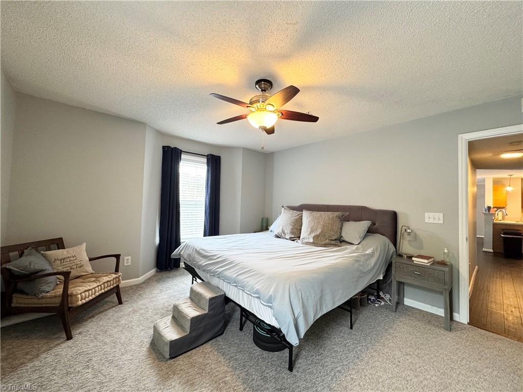 421 Rivertree Lane, Winston-Salem