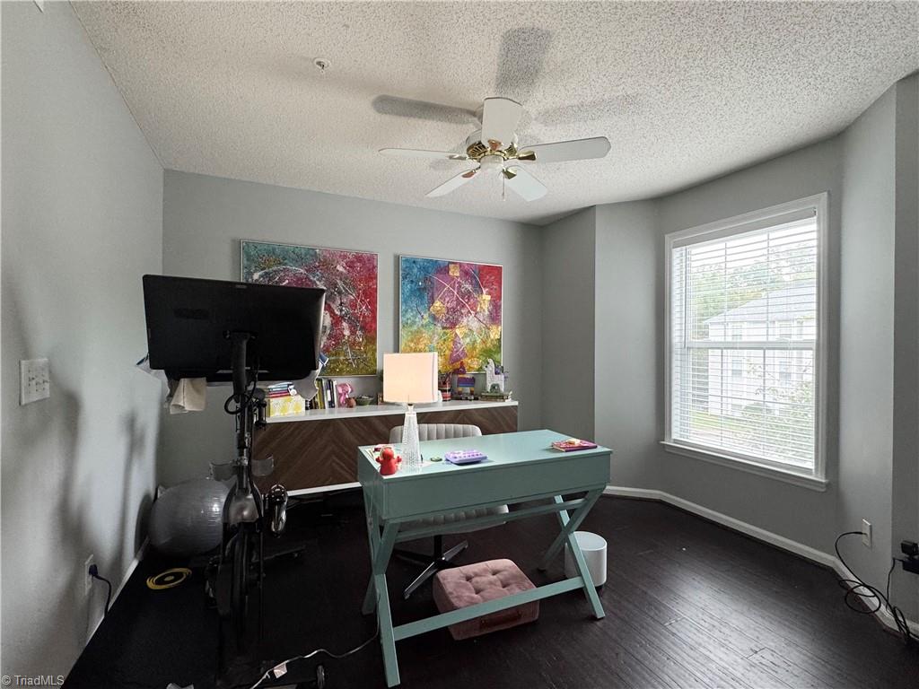 421 Rivertree Lane, Winston-Salem