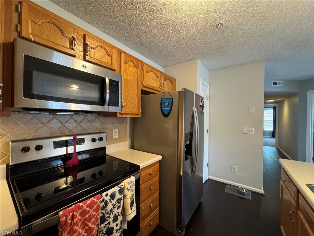 421 Rivertree Lane, Winston-Salem