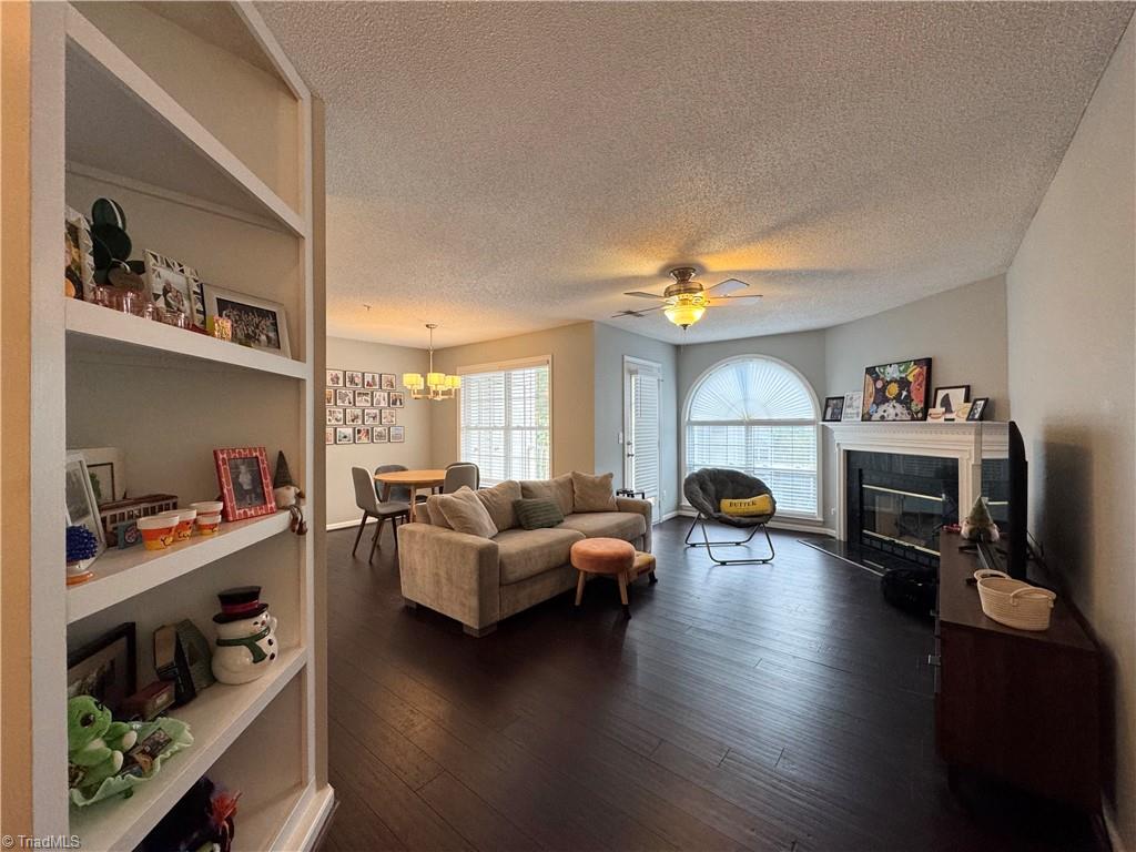 421 Rivertree Lane, Winston-Salem