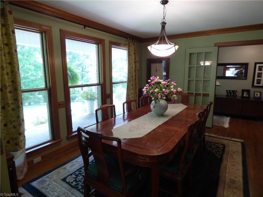 1319 E Allred Street