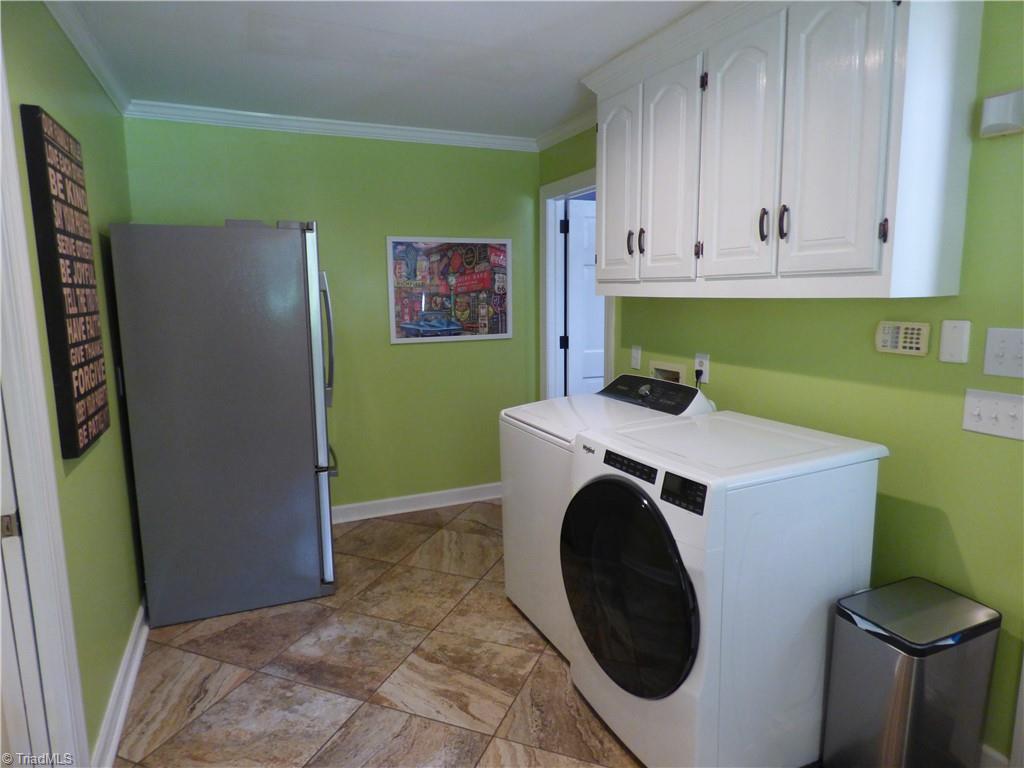 1319 E Allred Street