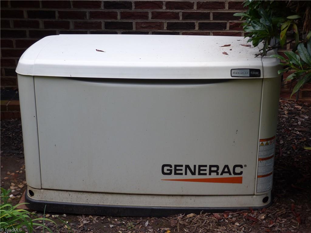 1319 E Allred Street