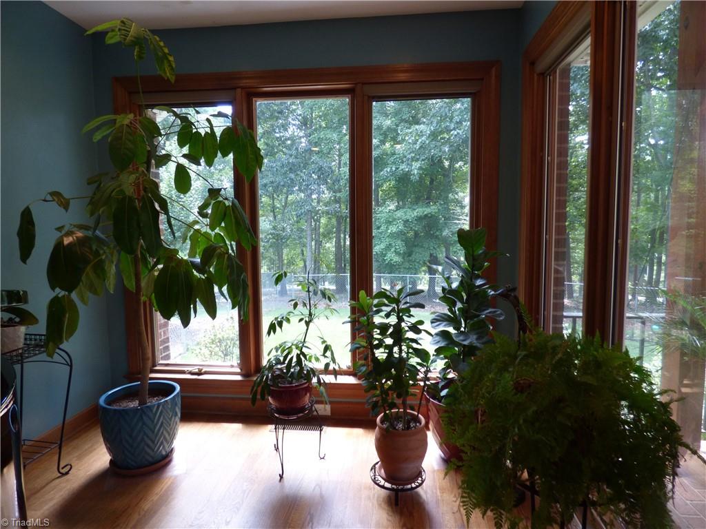 1319 E Allred Street