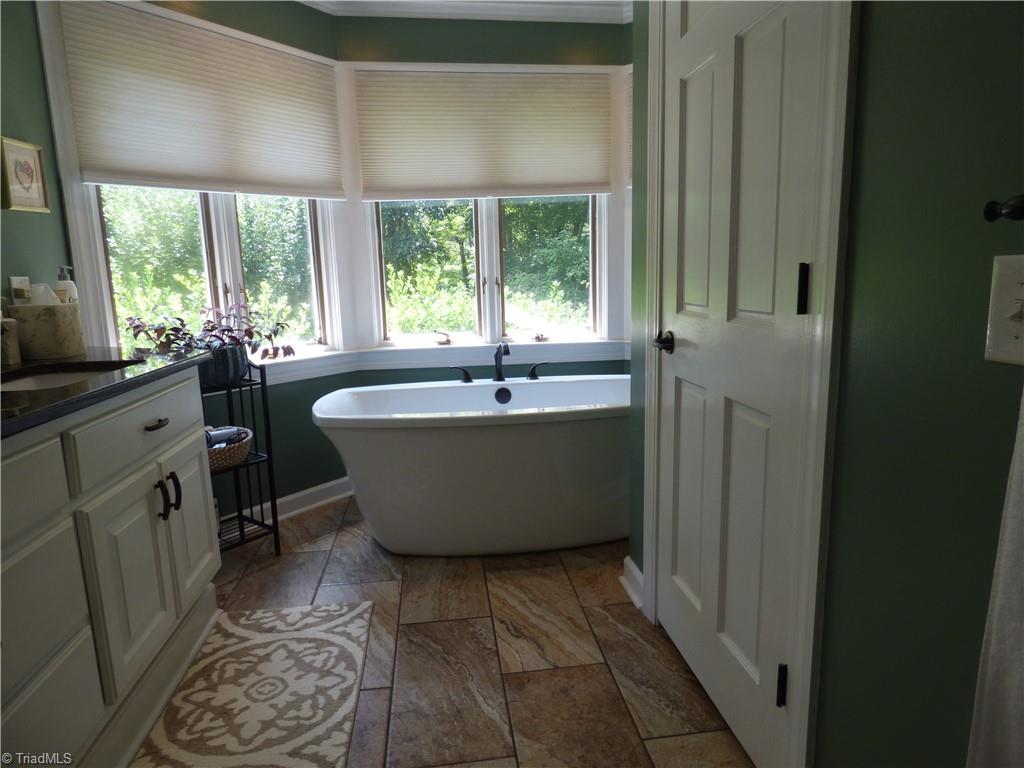 1319 E Allred Street