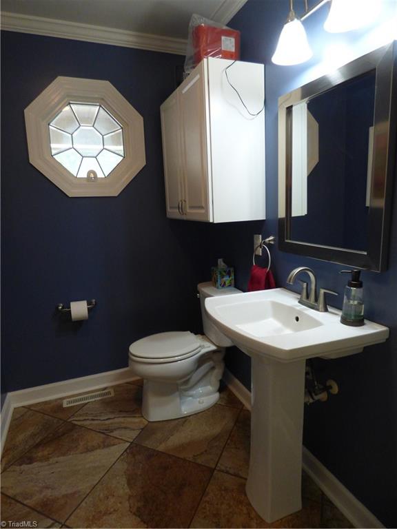 1319 E Allred Street