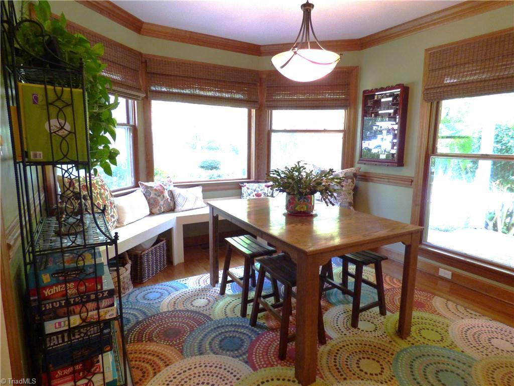 1319 E Allred Street