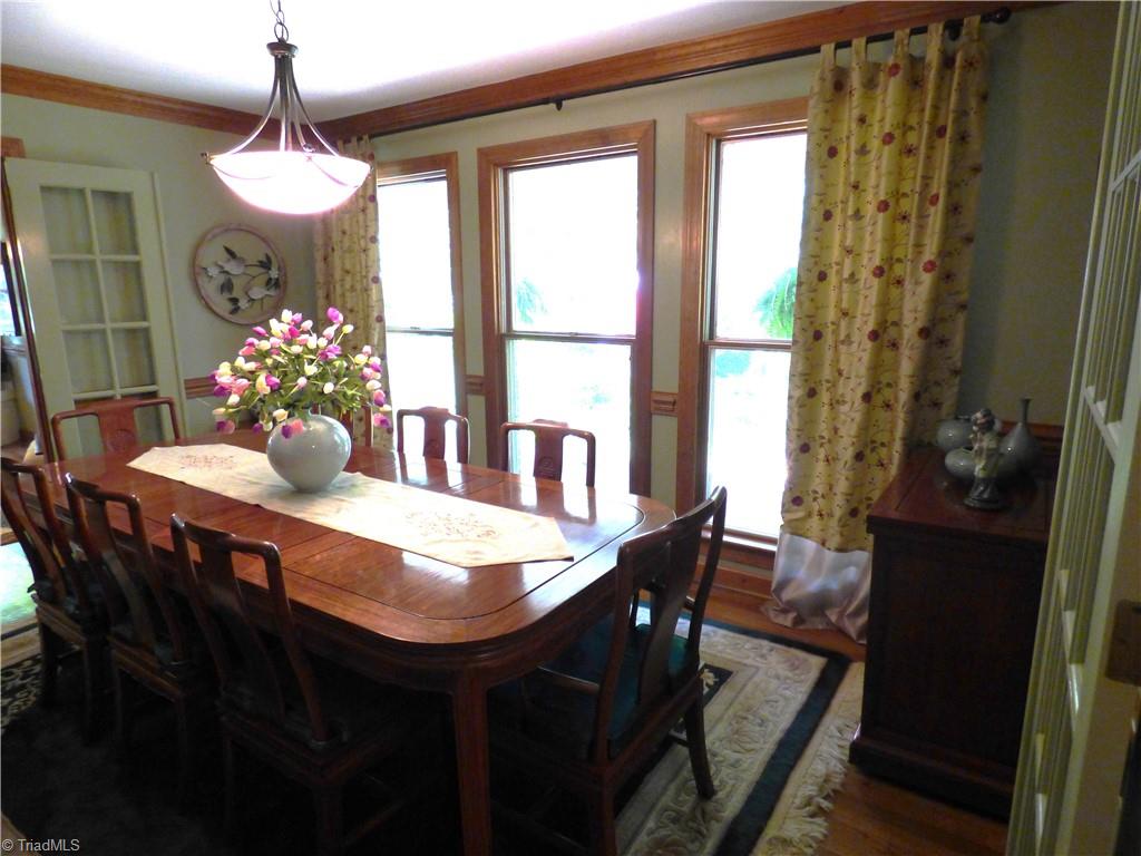 1319 E Allred Street