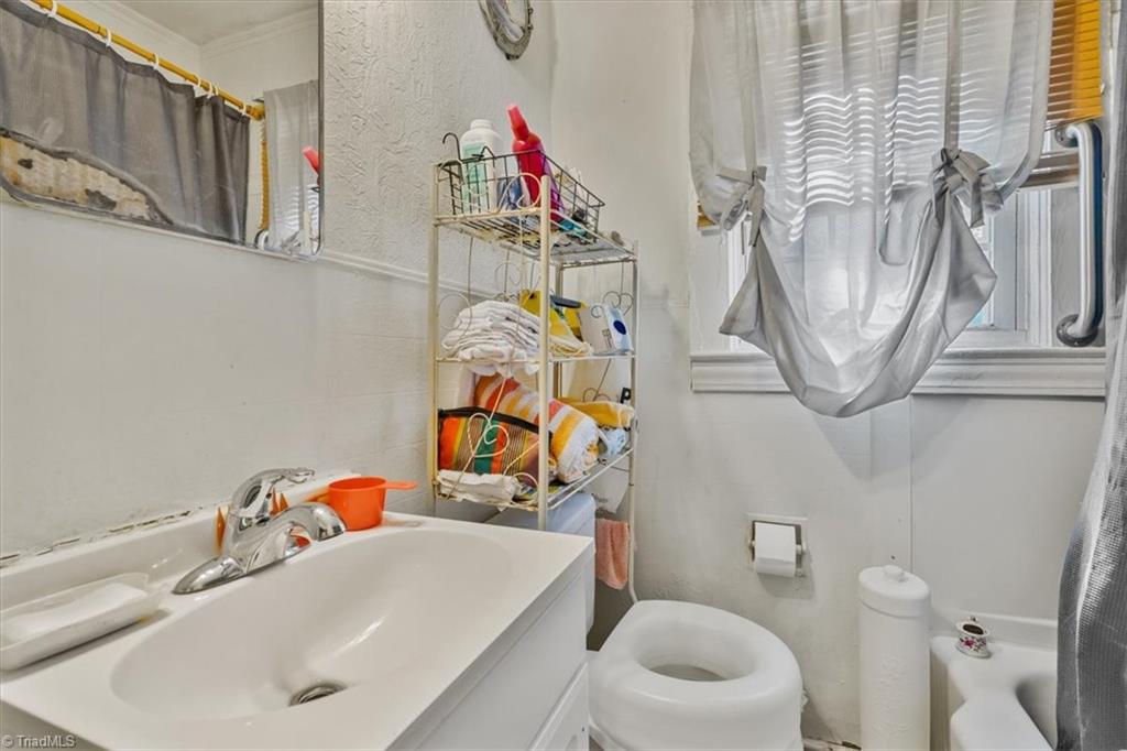 217 Carter Street # B Unit: A & B