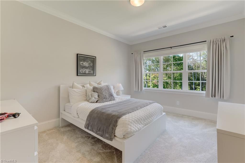 603 Kimpton Court