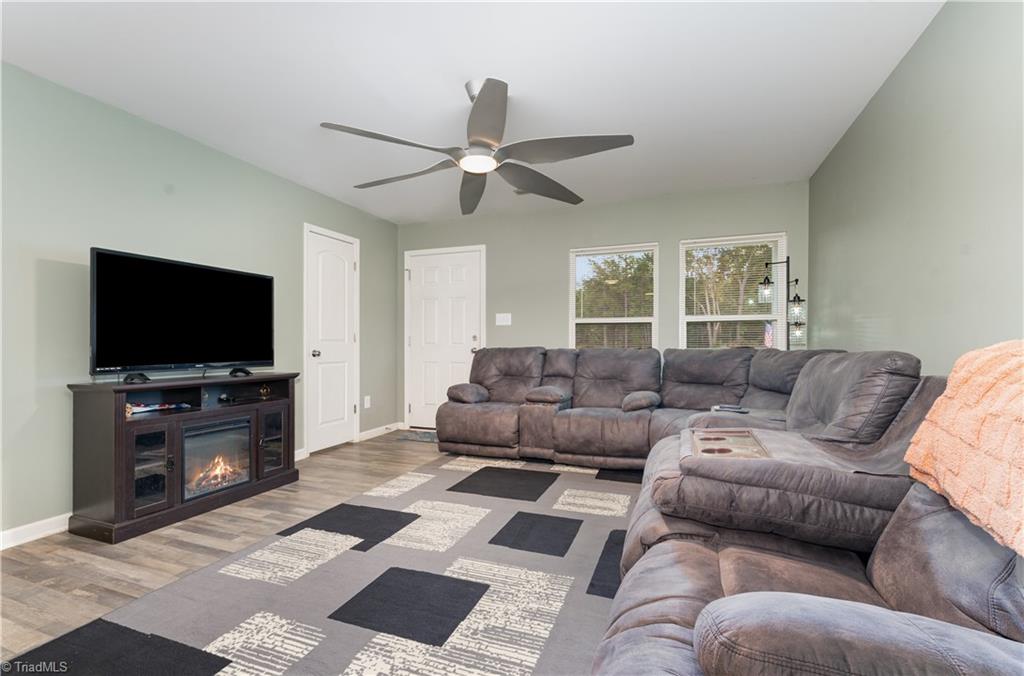 402 Wedgewood Drive