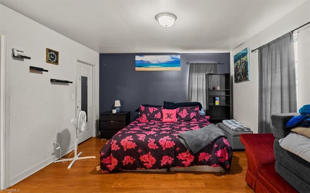 1772 Richard Allen Lane, Winston-Salem