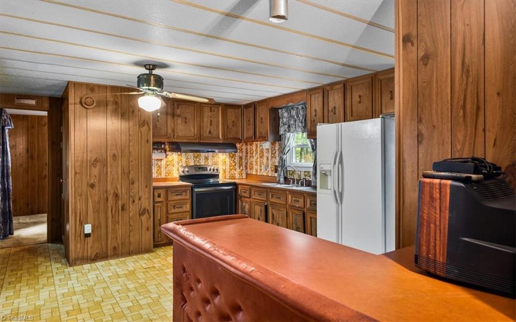 858 Church Street Extension