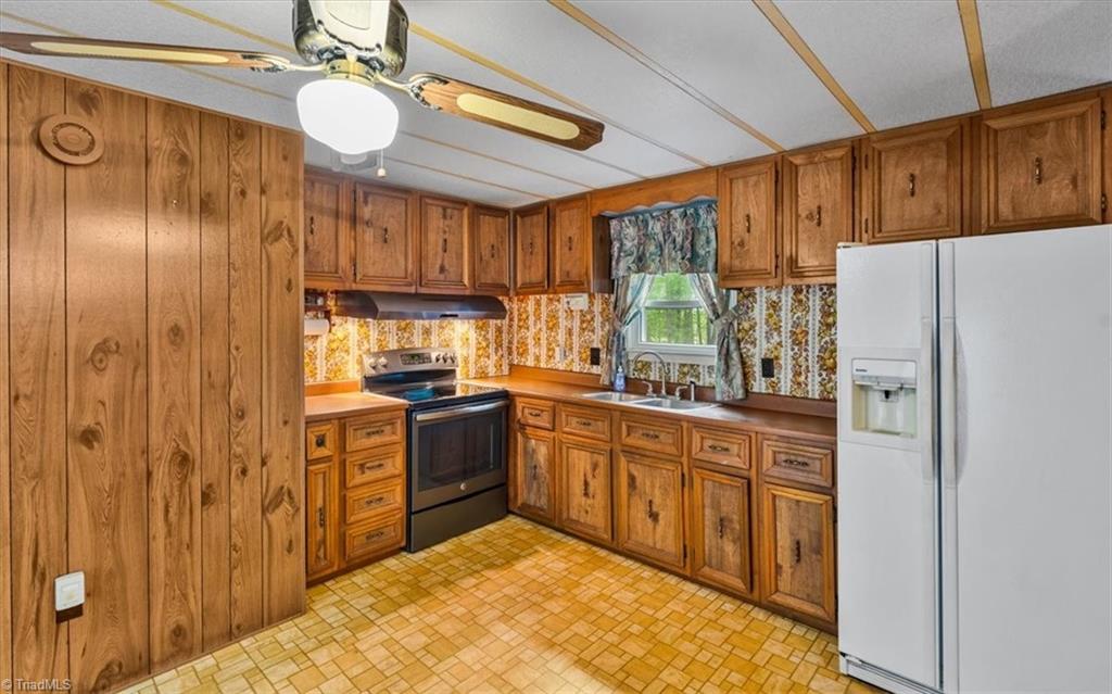 858 Church Street Extension