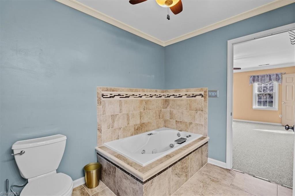 1516 Chimney Rock Drive