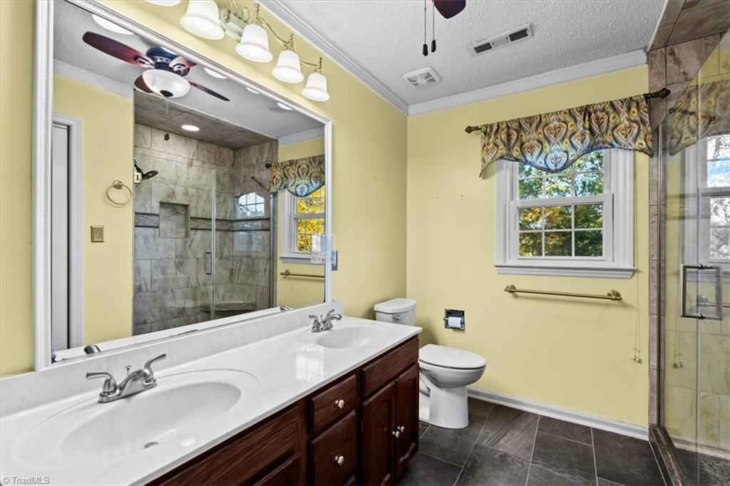 1516 Chimney Rock Drive