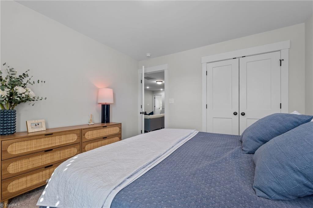 1103 Summerhouse Way