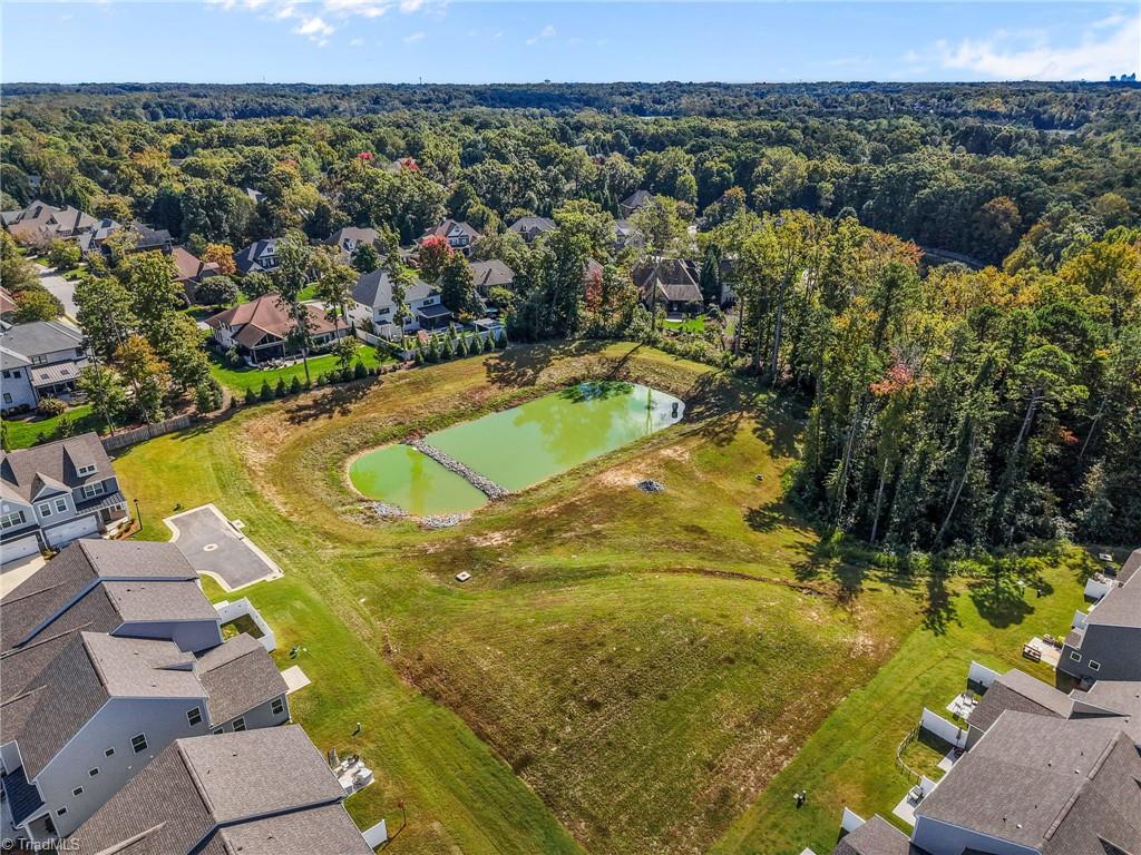 1103 Summerhouse Way