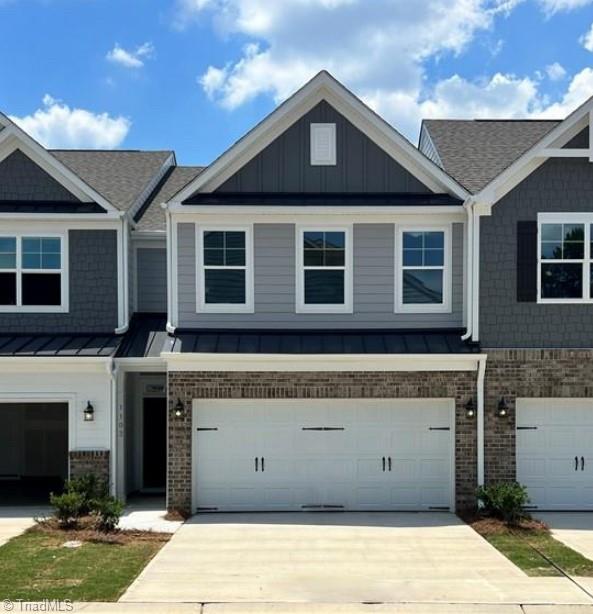 1103 Summerhouse Way