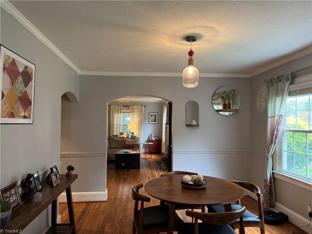 909 Knollwood Street, Winston-Salem
