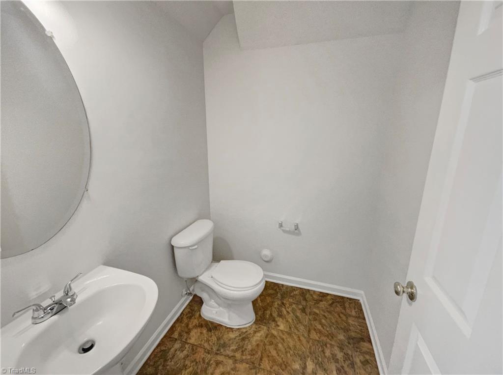 3100 Glen Laurel Lane, Winston-Salem