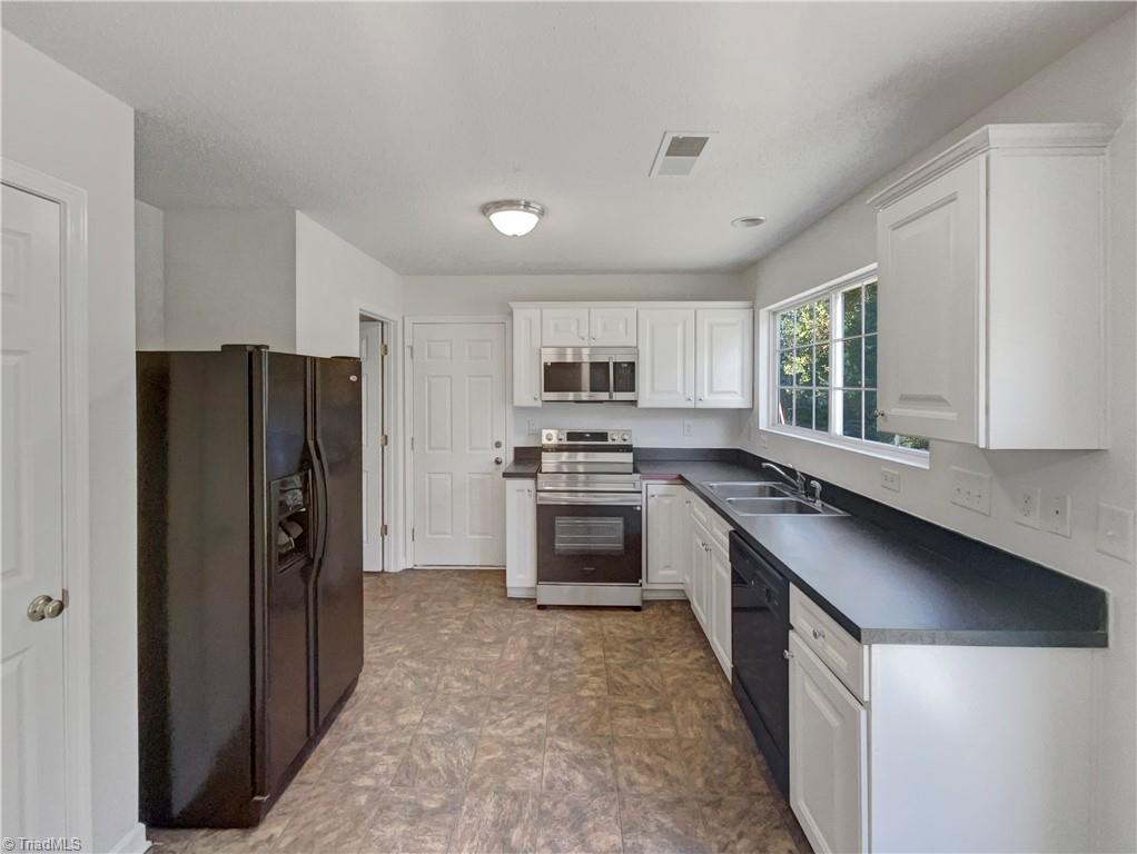 3100 Glen Laurel Lane, Winston-Salem