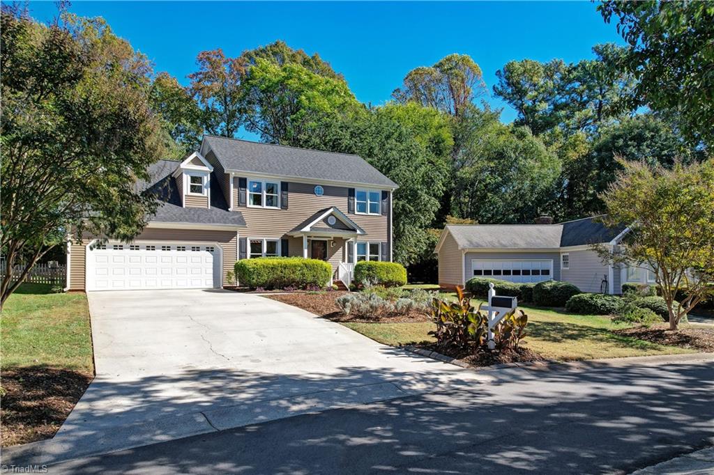 16 Brookglen Drive, Greensboro