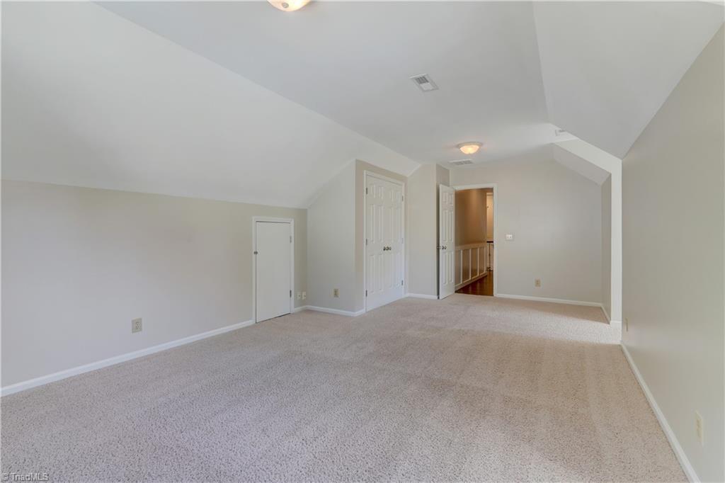 16 Brookglen Drive, Greensboro