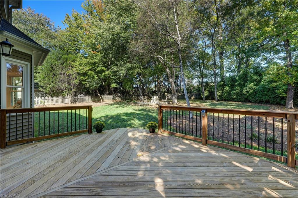 16 Brookglen Drive, Greensboro