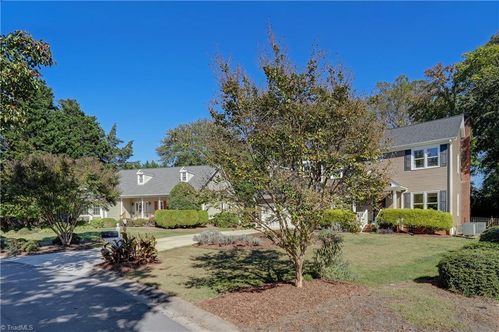 16 Brookglen Drive, Greensboro