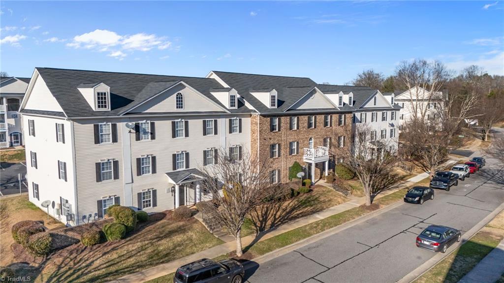 5306 McConnell Drive, Kernersville