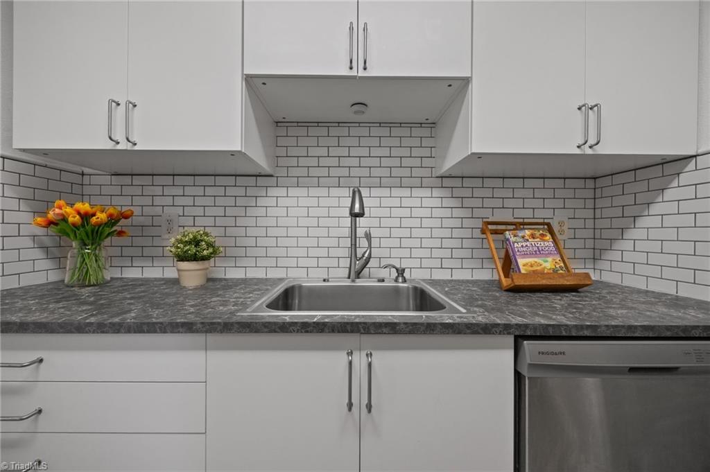 5306 McConnell Drive, Kernersville